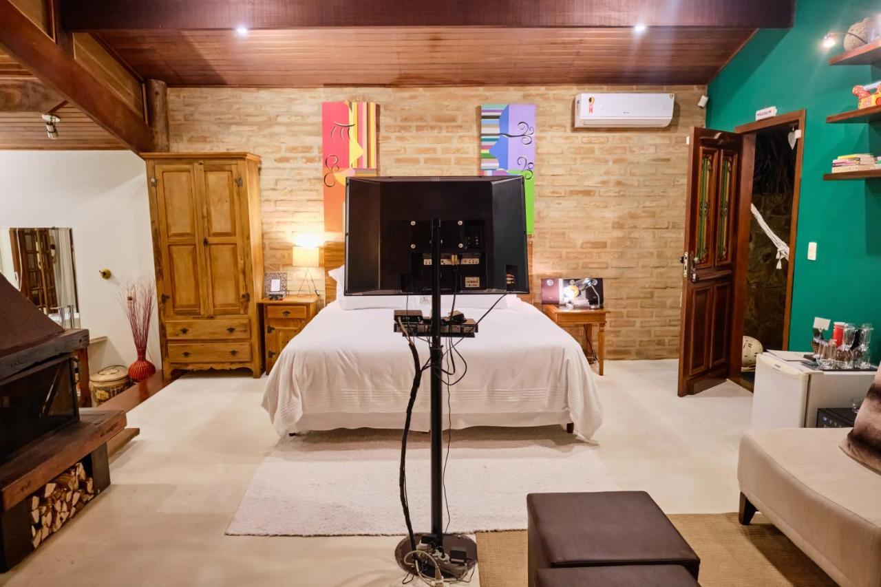 Pousada Teto Do Cafundo São Francisco Xavier Esterno foto